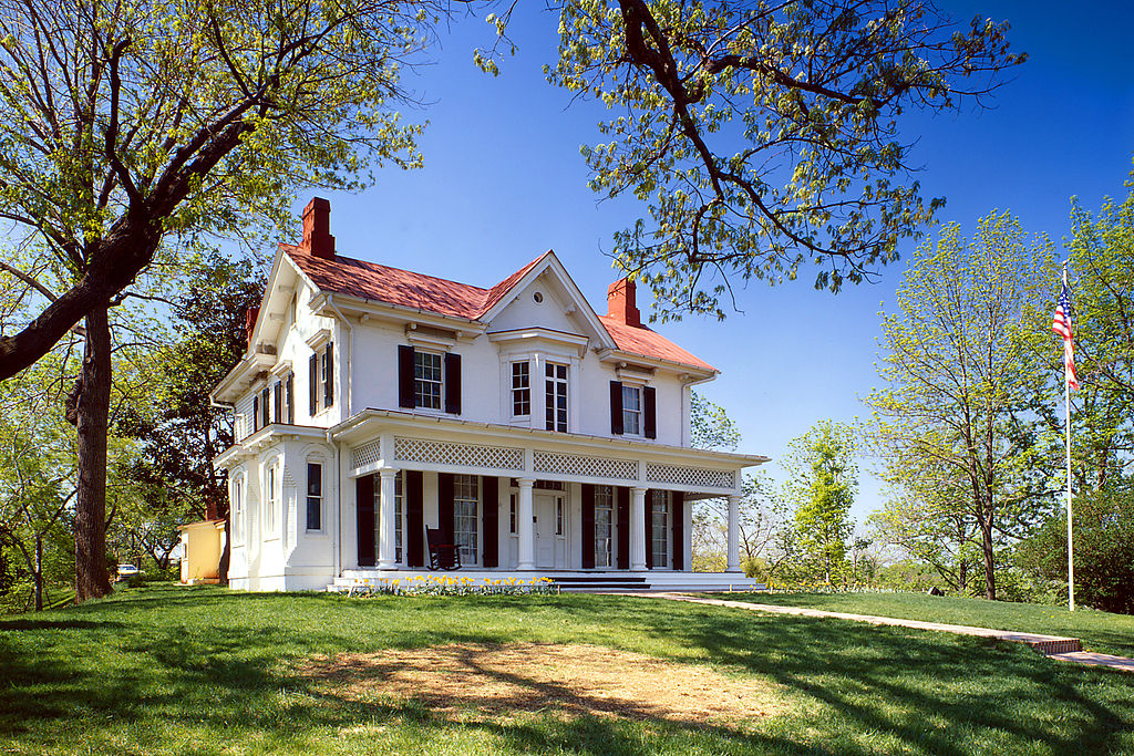 1024px-Frederick_Douglass_House.0.0